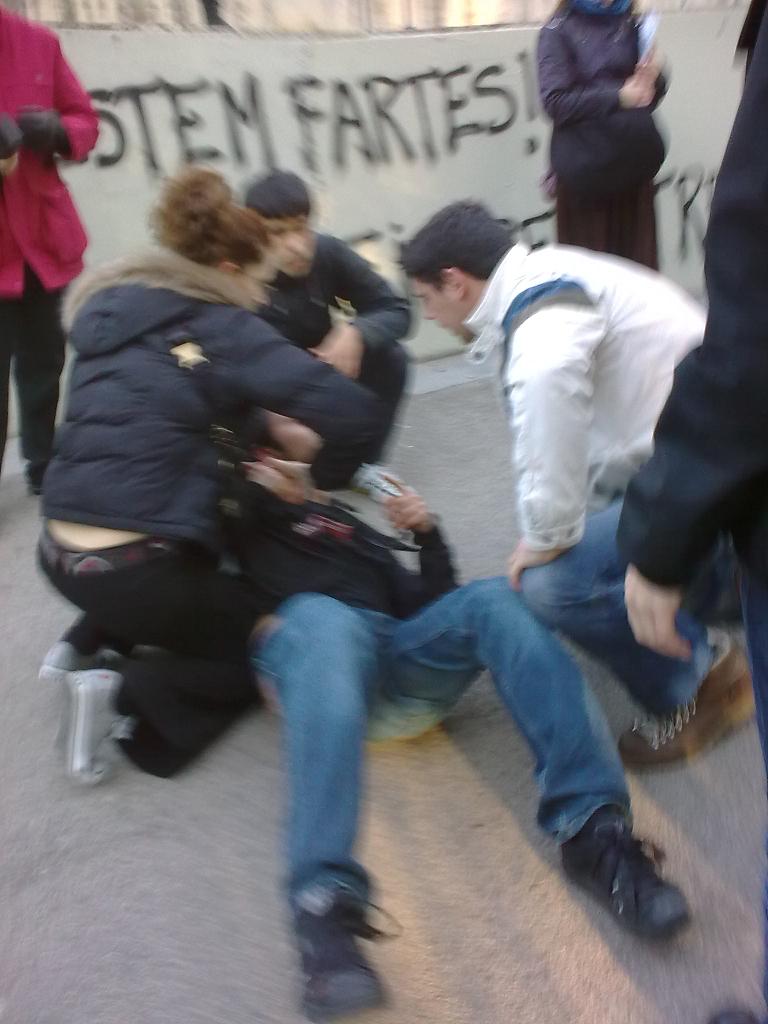 Fotografies de la detenció dilluns a la UAB