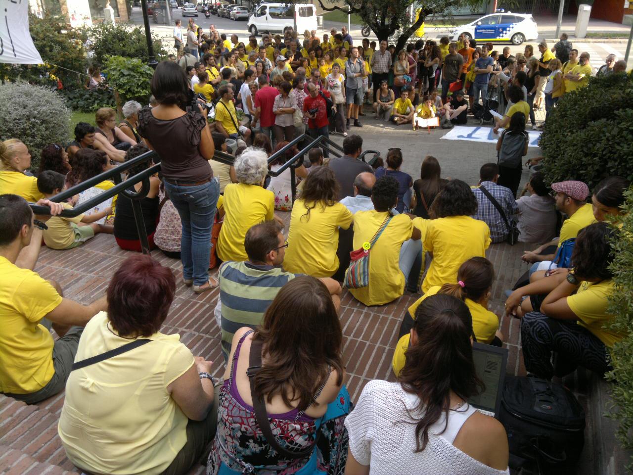 foto concentracio interins 31 dagost