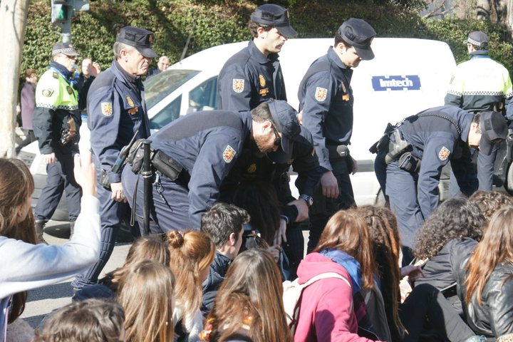 lluisvives_policia5