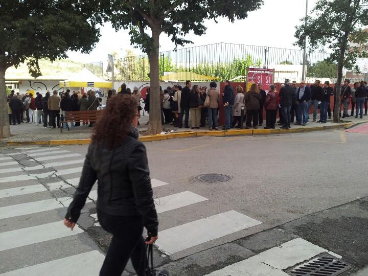 Participació massiva a la consulta del 9N