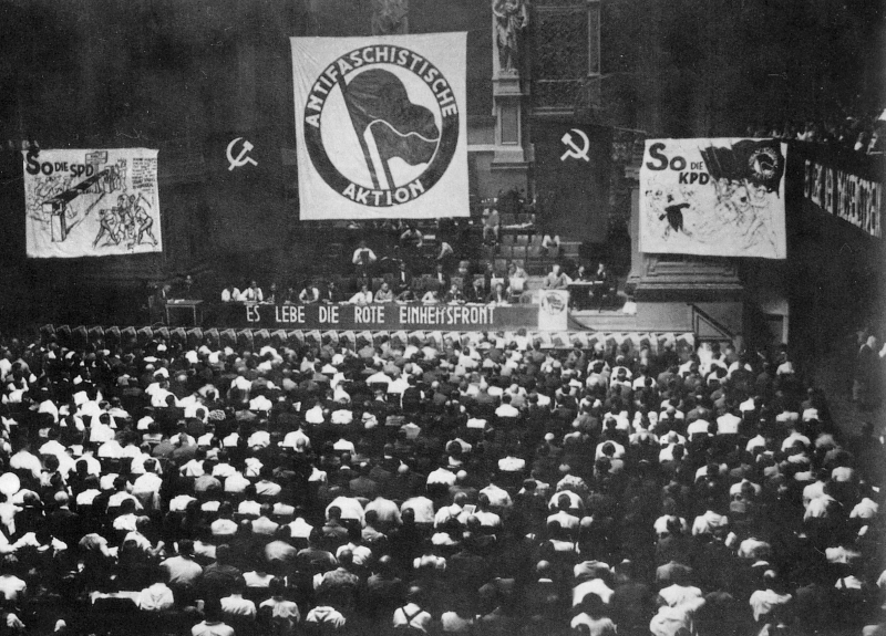Amb la vida digna al centre per combatre el feixisme